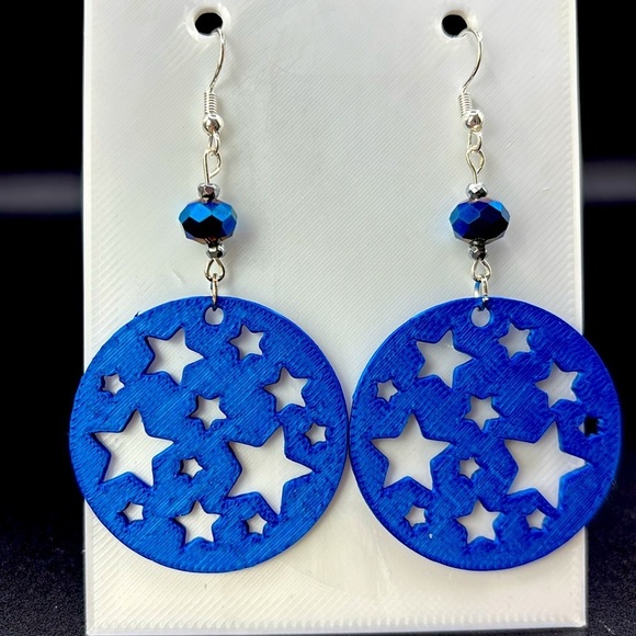 Round Star Earrings - Picture 5 of 6